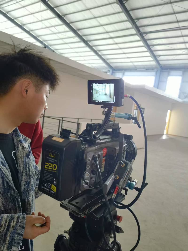 解锁白碱滩区广告片拍摄：以创意镜头，解锁品牌商业价值新高度